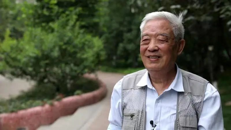 75a3fdfe380e4c11b7aa060a14c77734.jpg 75a3fdfe380e4c11b7aa060a14c77734.jpg