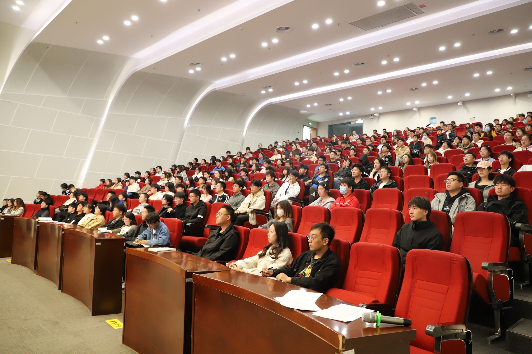 4 克校区分会场.JPG